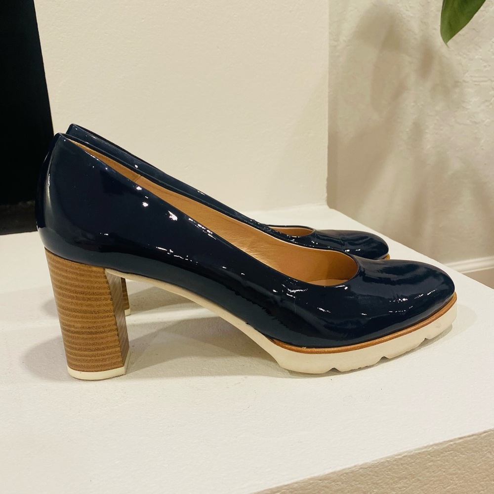 Wonders Sz 10 Platform Pump Blue Charol Patent Leather Memory Gel